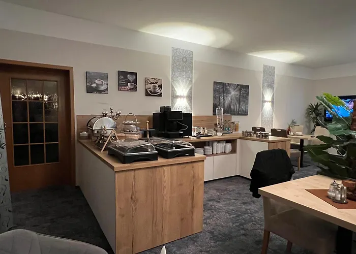 Gaestehaus Am Kurpark Hotel Garni